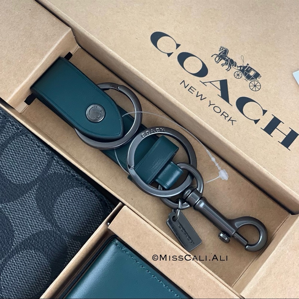 NWT COACH 3-in-1 Men’s Boxed Set Wallet Card Case Set - Picture 7 of 15